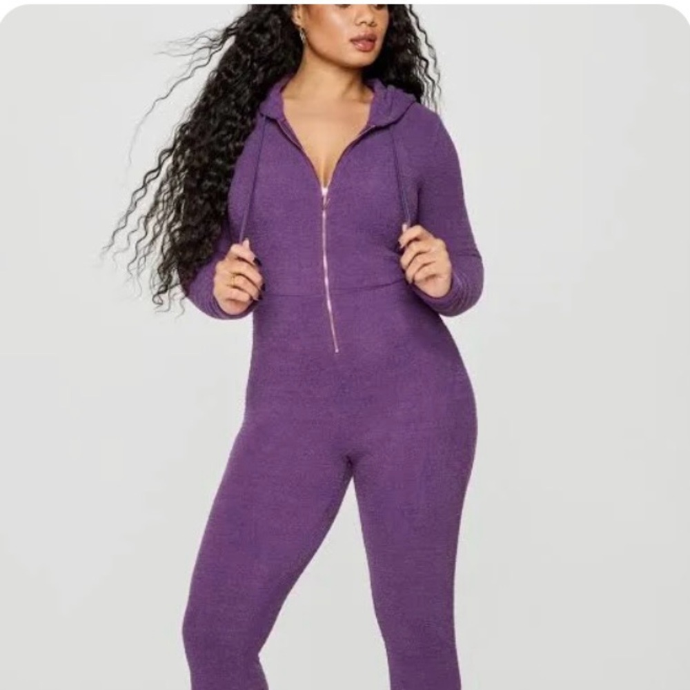 YITTY PET ME HEART POCKET ONSIE